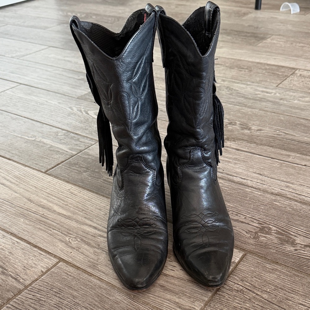 Laredo Black Leather Fringe Western Heeled Boots size 7.5
